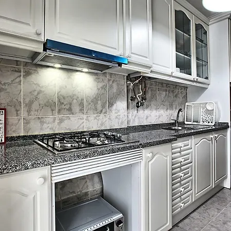 Antonio Pedro * Lisboa